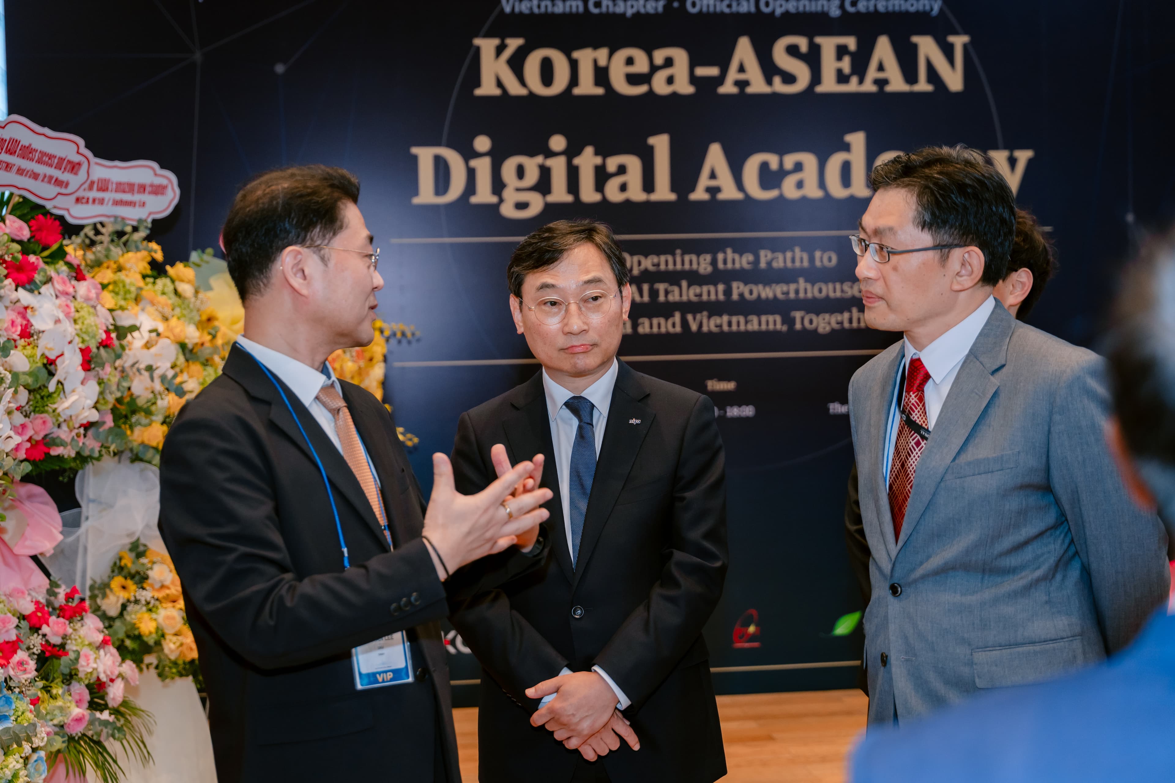 Officials in discussion at the Korea-ASEAN Digital Academy opening ceremony